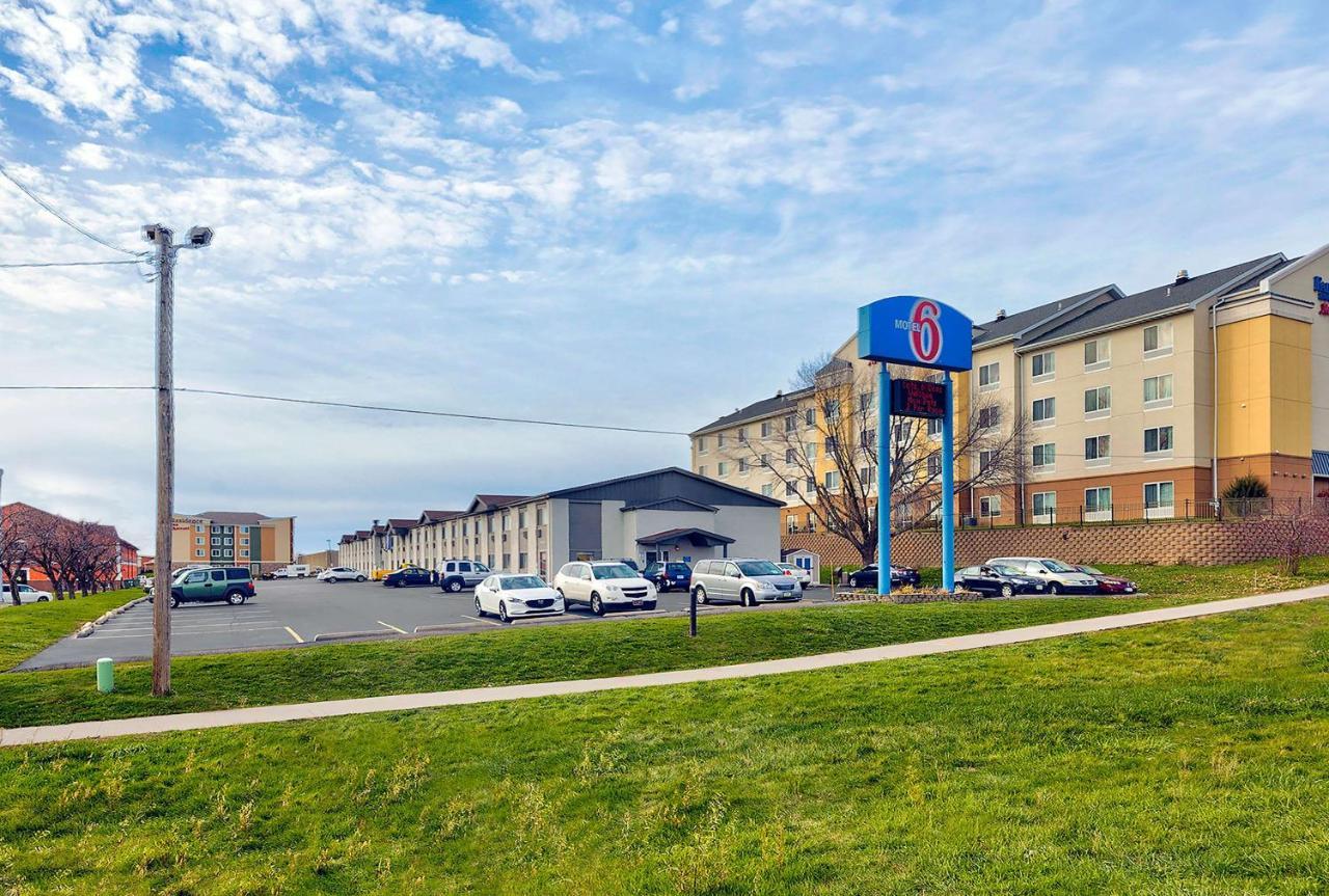 Motel 6-Cedar Rapids, Ia - Airport المظهر الخارجي الصورة