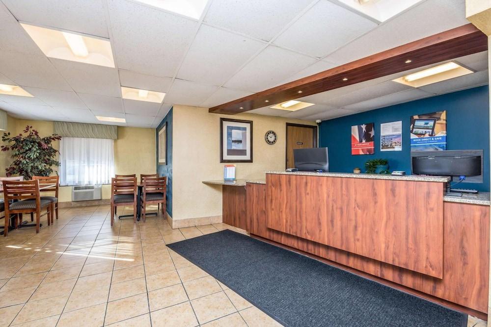 Motel 6-Cedar Rapids, Ia - Airport المظهر الخارجي الصورة