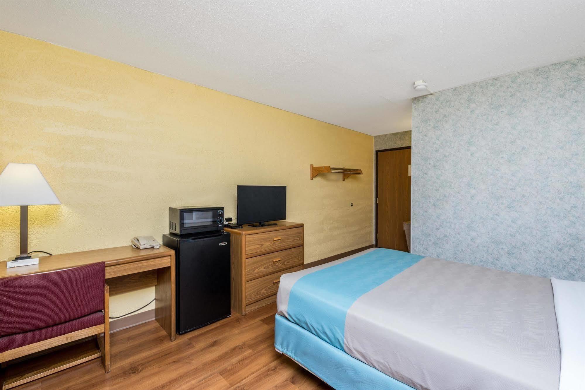 Motel 6-Cedar Rapids, Ia - Airport المظهر الخارجي الصورة